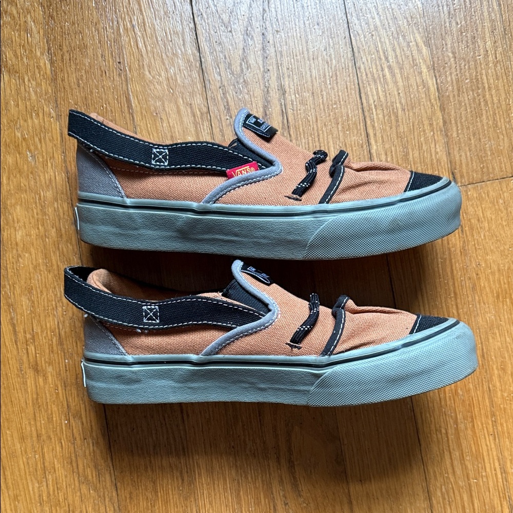 Vans Vault Slip-On VR3 LX
Nicole McLaughlin Gardening Canvas Tote Bag Shoes Sz 8 - Picture 6 of 9